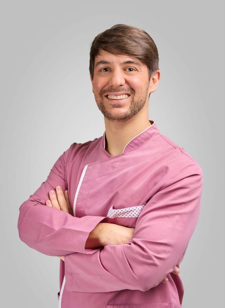 Carlos cruz Odontólogo en Salamanca